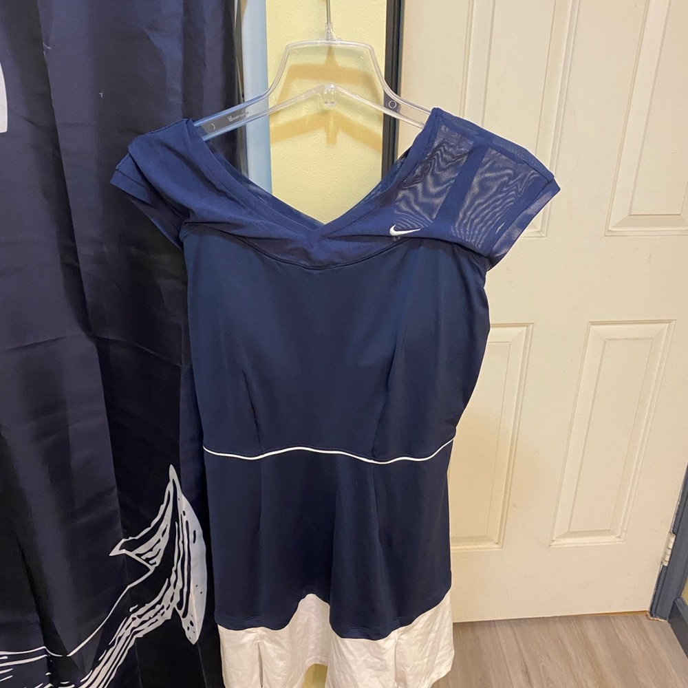 Vintage Nike Navy and White Womens Athletic Dress XL built in bra